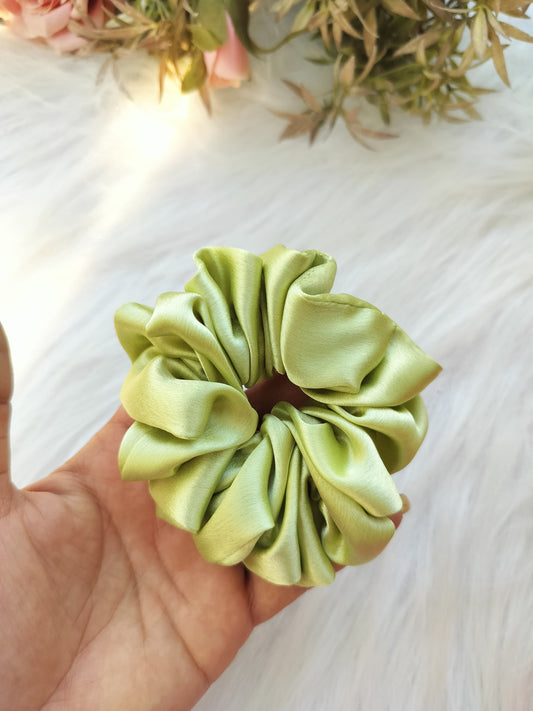 Fluffy Premium Scrunchie