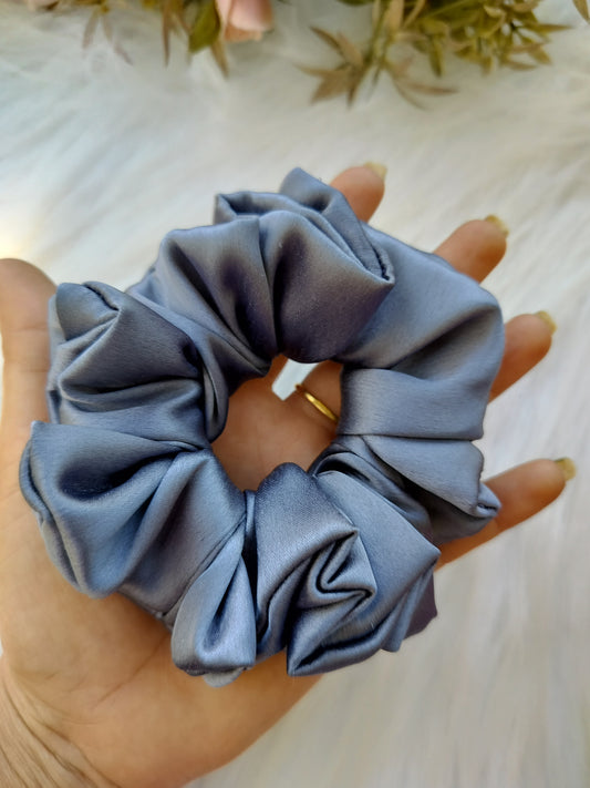 Fluffy Premium Scrunchie