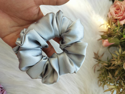 Fluffy Premium Scrunchie
