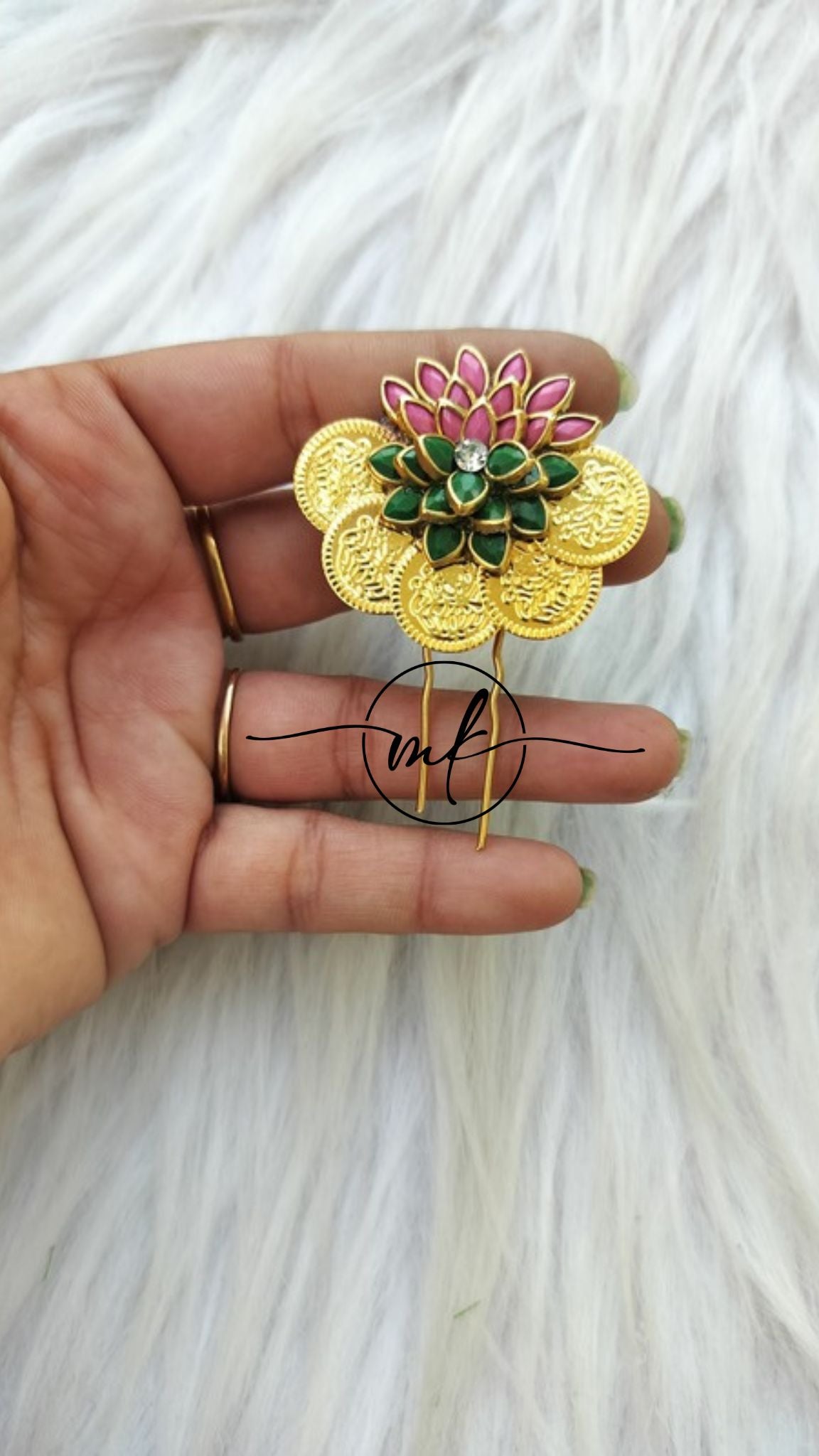 Cima lotus coin Hair Brooch