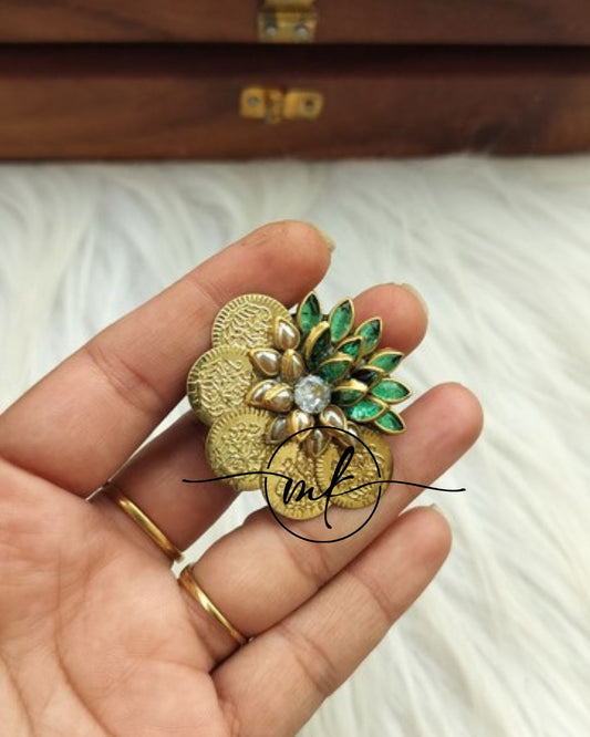 Cima Lotus Light Green Hair Brooch