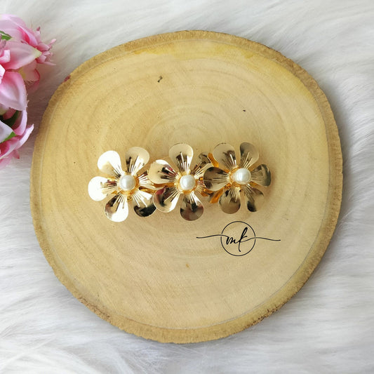 Golden Metal Flower Center clip