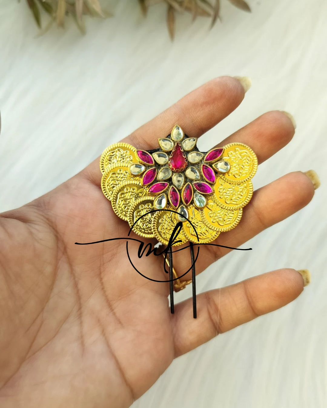 Timple Hair Brooch
