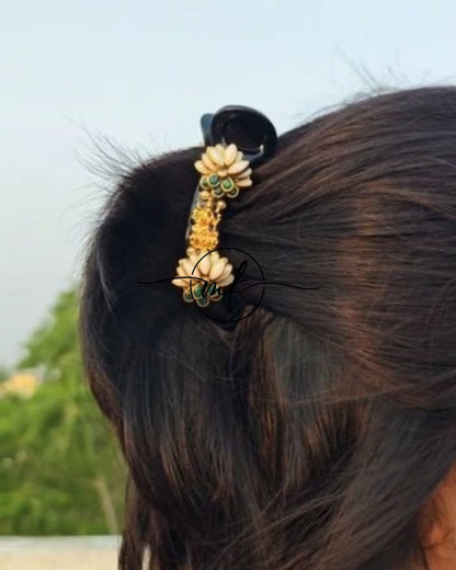 Lakshmi White Lotus Banana clip - V type