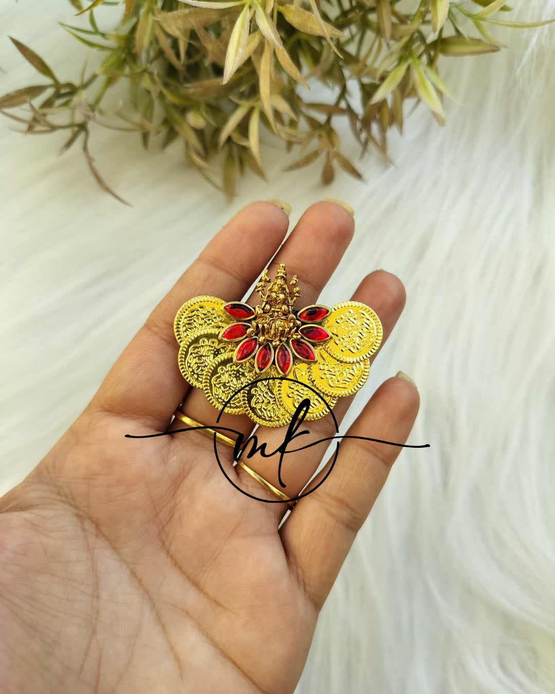 Kiya Red Hair Brooch