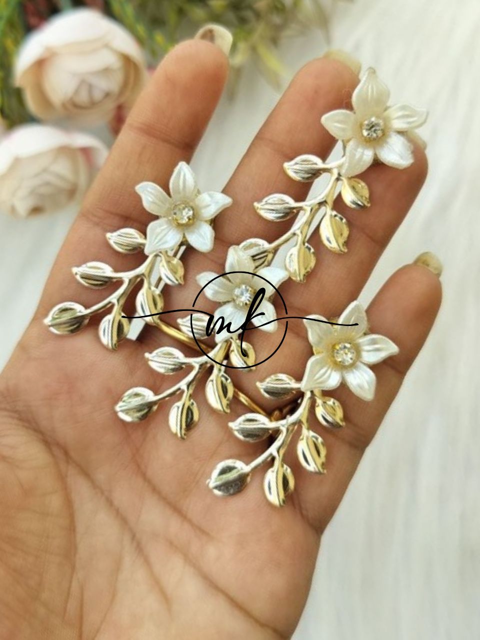 NEO17 Novuelle Contemporary Golden Leaf*Floral Hair hook