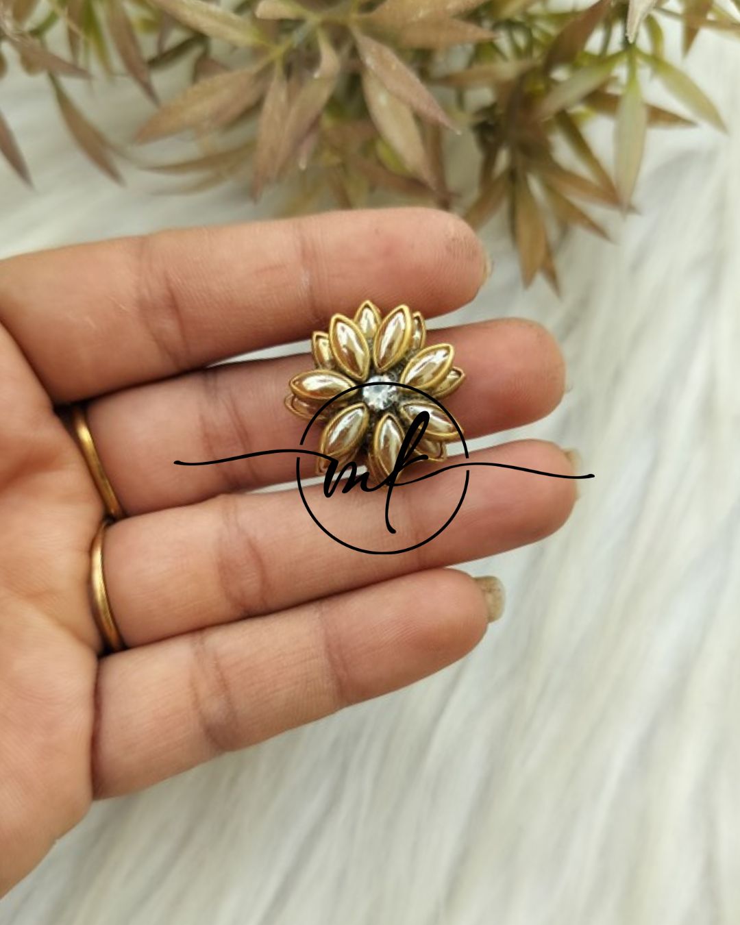 Golden Flower Hair hooks