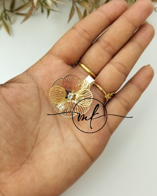 Neo Golden Flower Alligator Clip -Small size