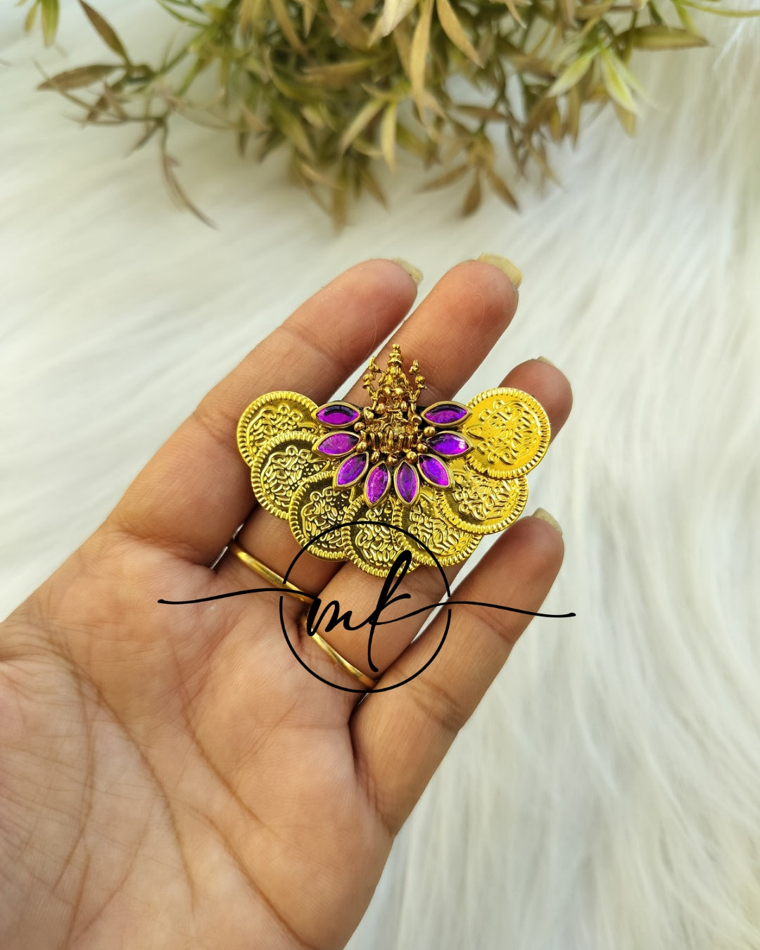 Kiya Purple Hair Brooch