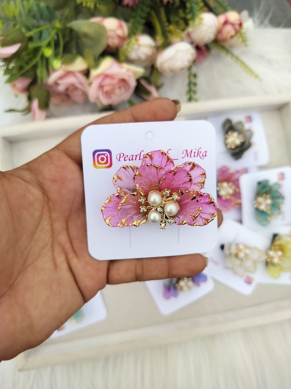 Pink Shea Half Flower Alligator clip