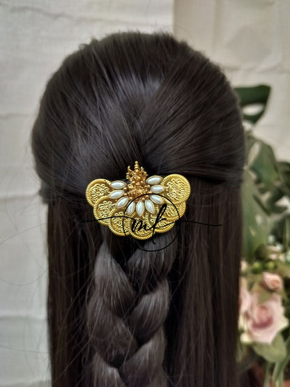 KIYA Lakshmi Kundan Hair Brooch Return gift Combo - mix of colours