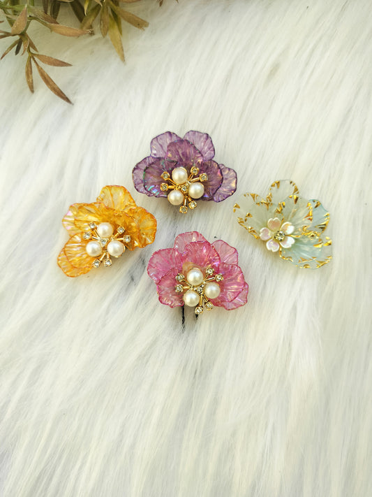 Shea flower Hair Brooch