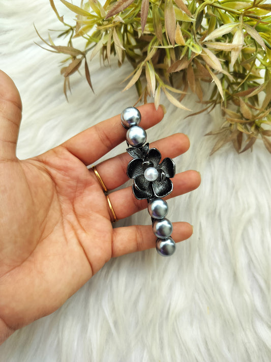 Metal pearl  flower Premium Buckle Clip - large size