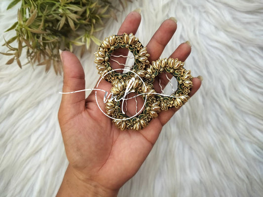 Gold Lara Hair Brooch Return gift Combo
