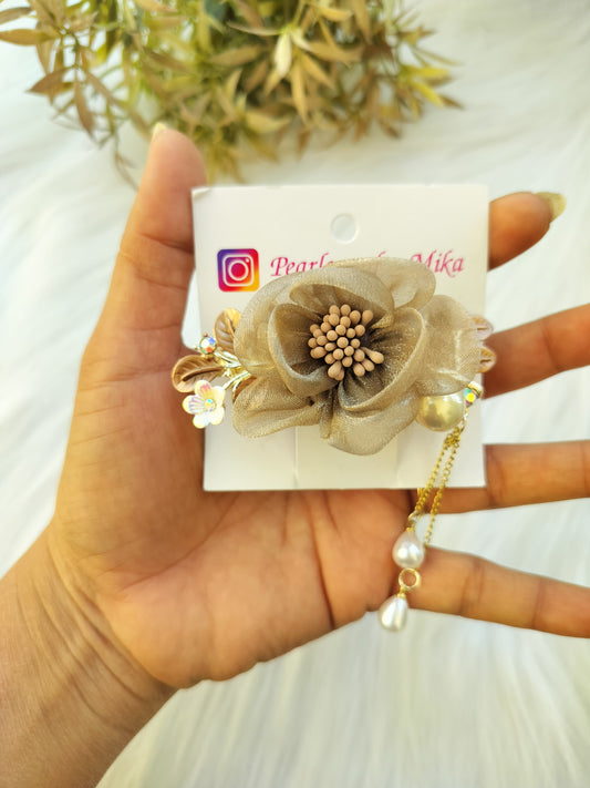 Premium Organza Floral Baratte Clip -Small size
