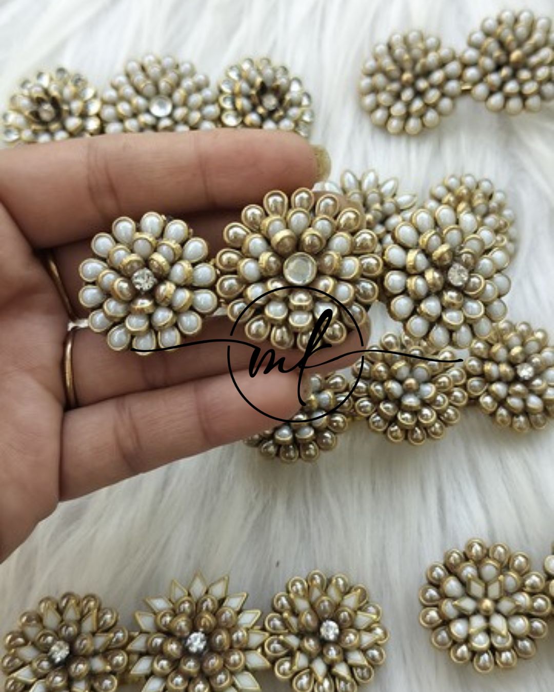 3D kundan Center clip