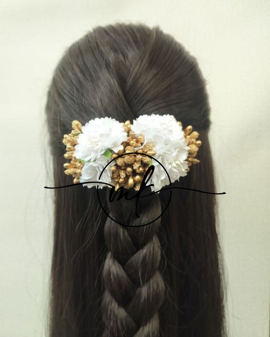 White Floral Pollen Hair brooch  center clip