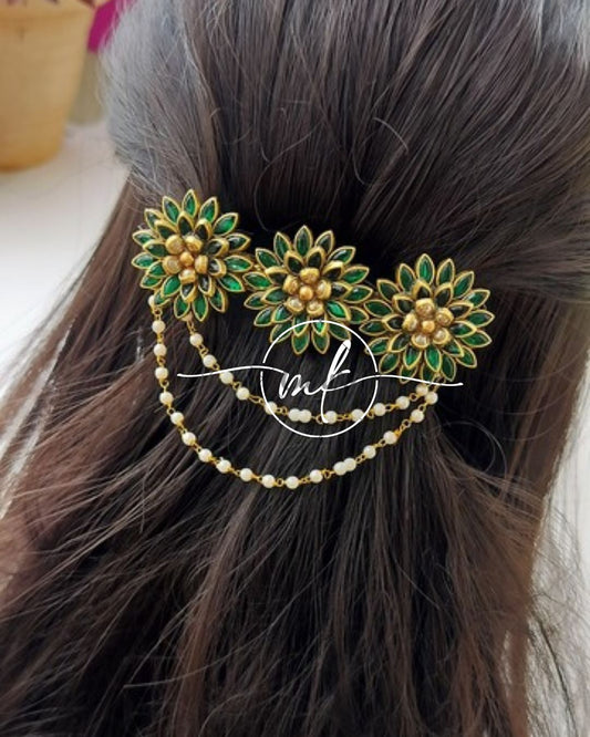 3D Kundan Green Floral Center clip with Pearl Hanging.