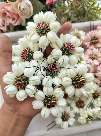 LIA Small KADAK Malli Hair Brooch- ARFL Return gift Combo