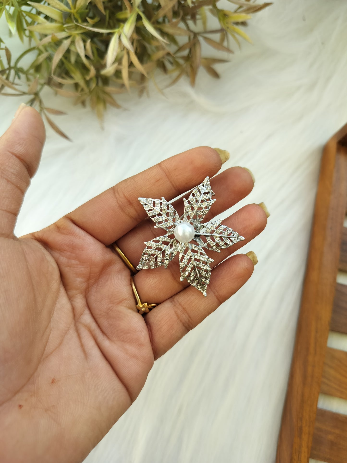 Floral Premium Brooch pin