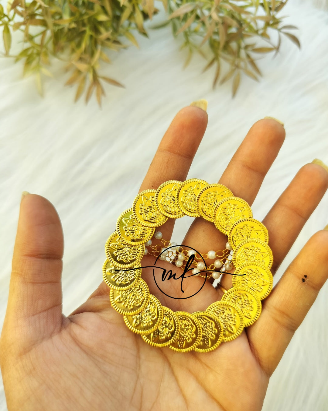 RHIYA Coin Hair Brooch
