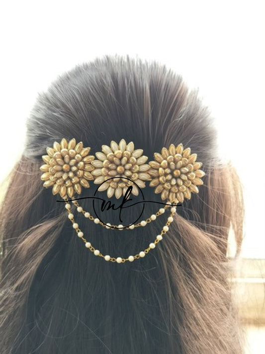 3D Kundan White Floral Center clip with Pearl Hanging.