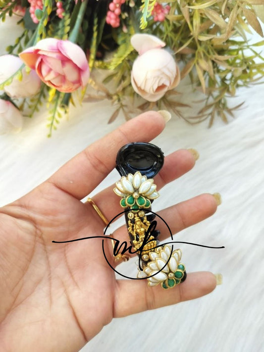 Lakshmi White Lotus Banana clip - V type
