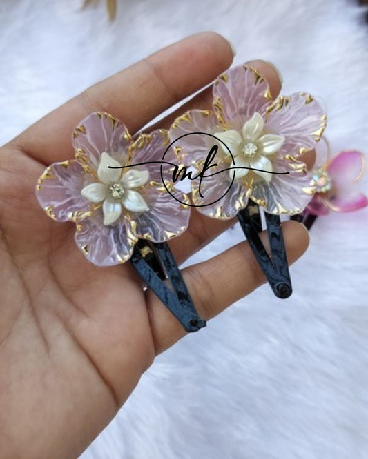 Shea Transparent pink Tic tac Clip