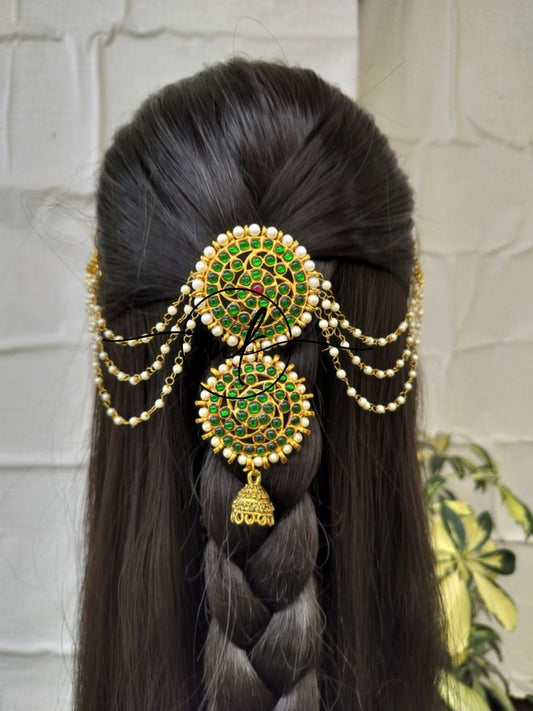 LYLA Green Kemp Hair Brooch with Pearl sidechain