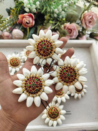 Mottu Malli + Kemp Hair Brooch ARFL Return Gift Combo