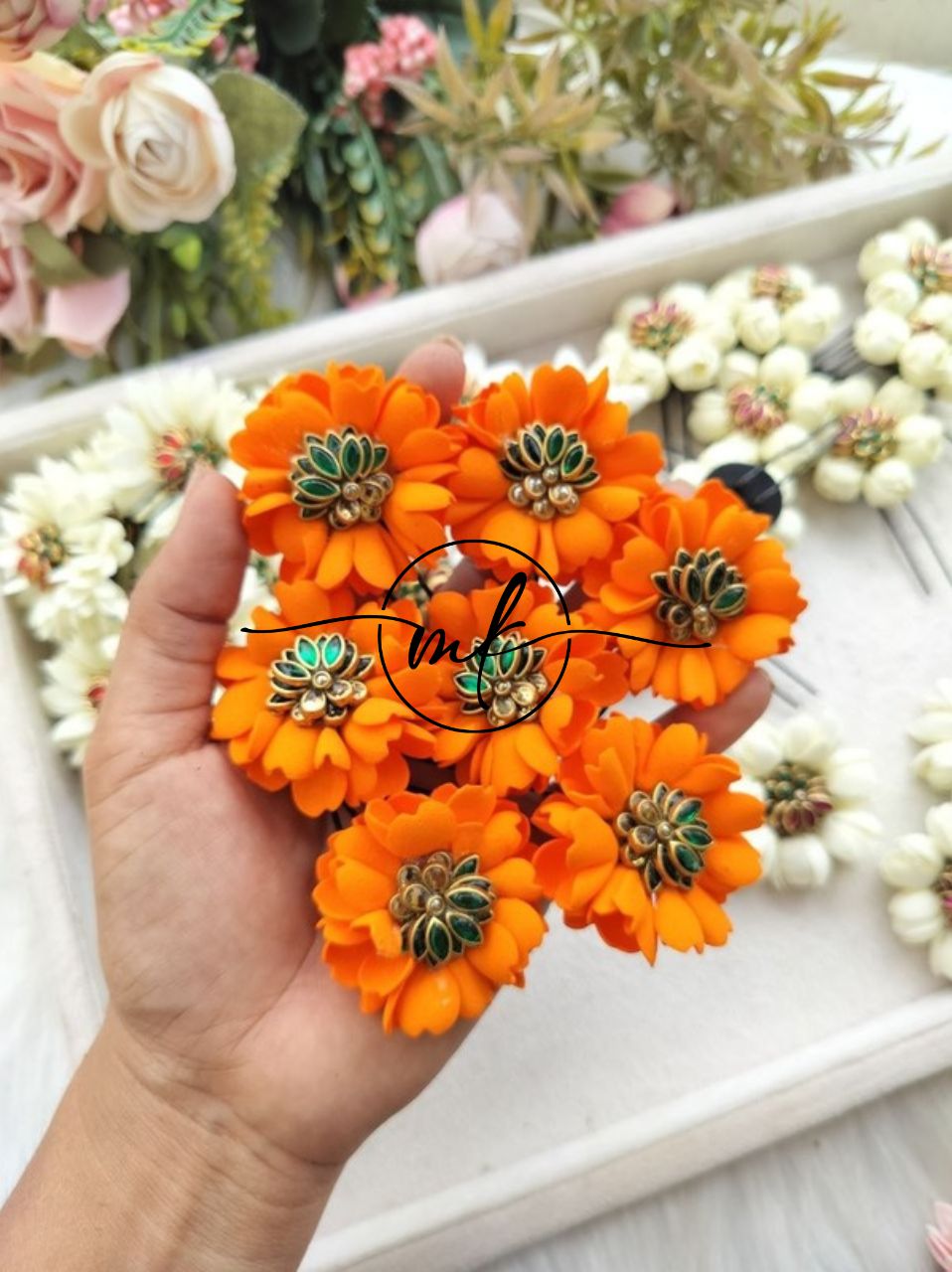 LIA Small KANAKAM Malli Hair Brooch- ARFL Return gift Combo