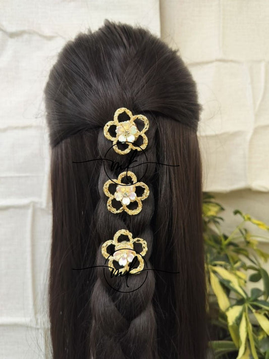 NEO12 Novuelle Contemporary Gold Floral Hair Brooch