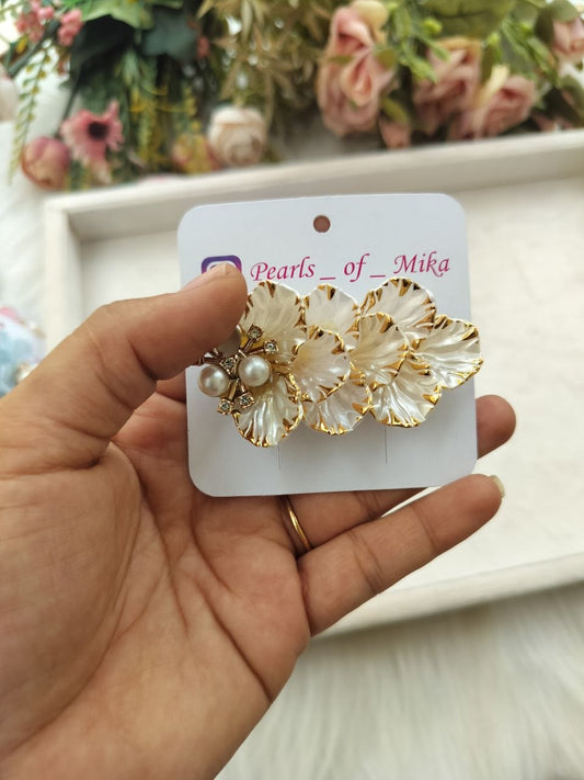 White gold Shea A-line Alligator clip