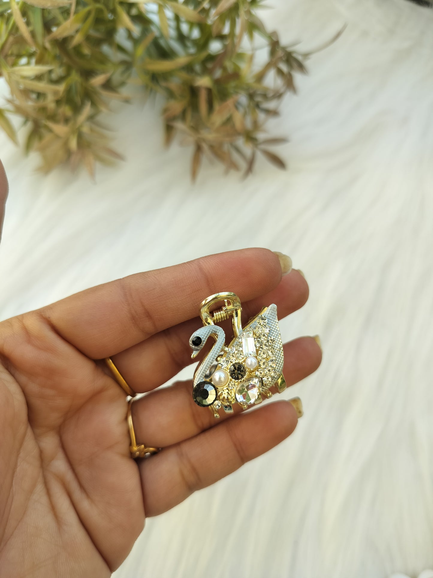 Grey Swan Fancy Mini Claw
