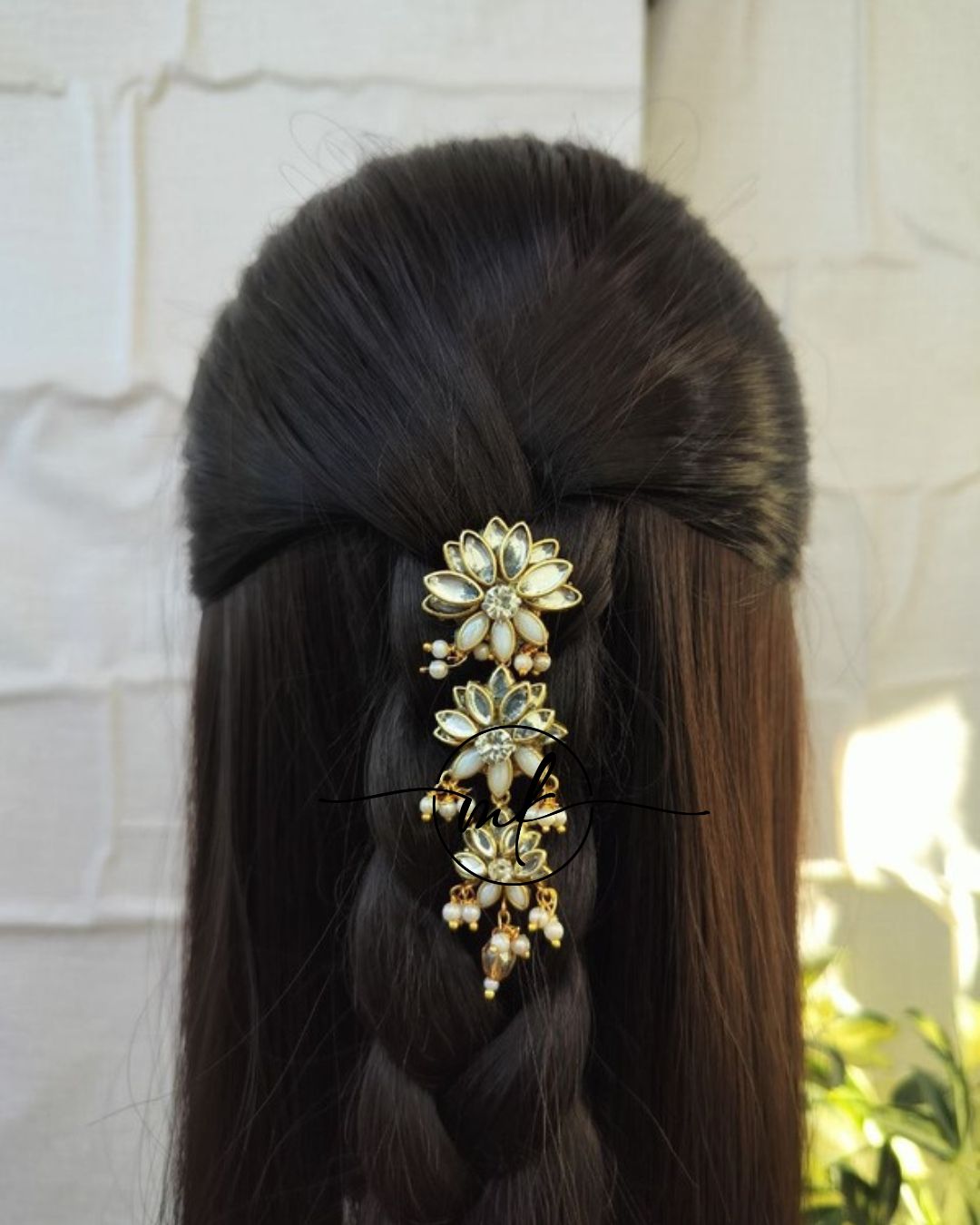 LYLA White Lily Hair BROOCH