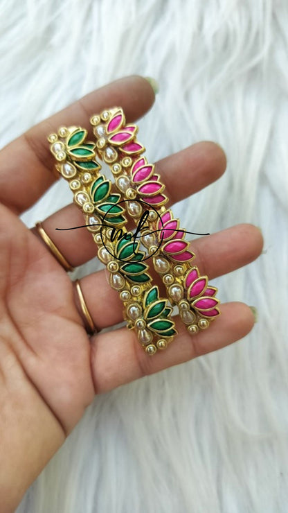 Linu Lotus Center Clip