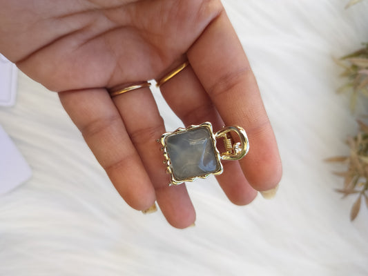 Grey Crystal Mini claw