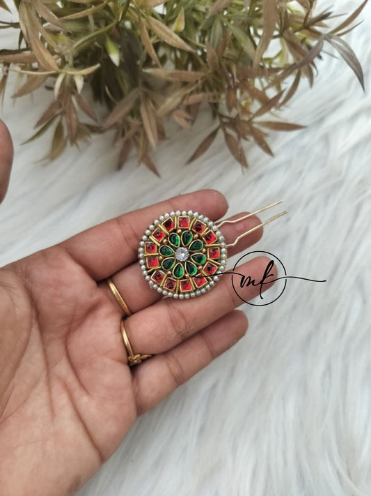 Spire Red Kundan Hair Brooch Return gift Combo