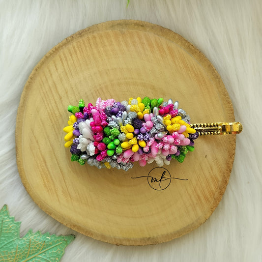 Multi-color Pollen Center clip