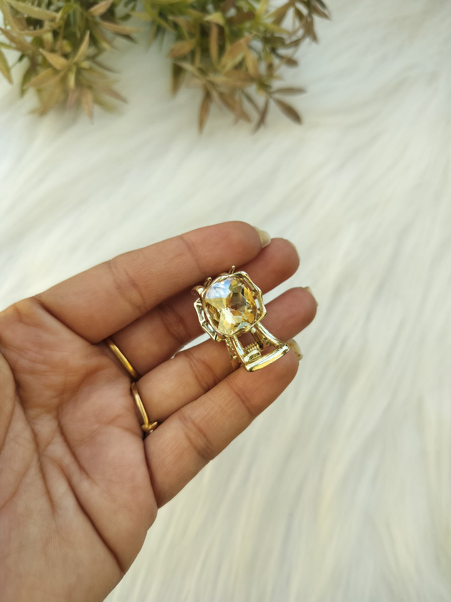 Gold Crystal Mini claw