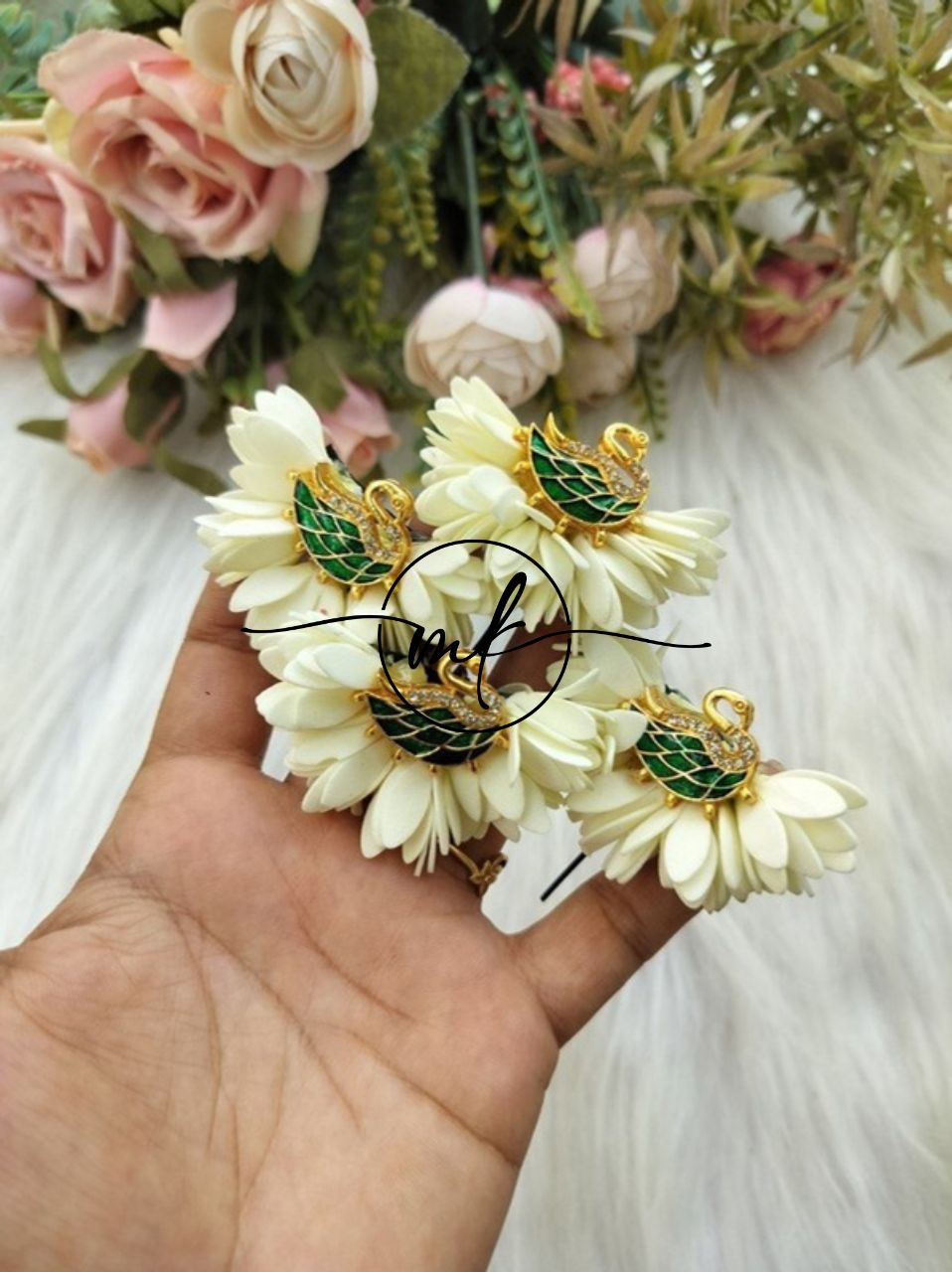 Swan Mullai ARFL Hair Braid brooch - set of 4 pieces