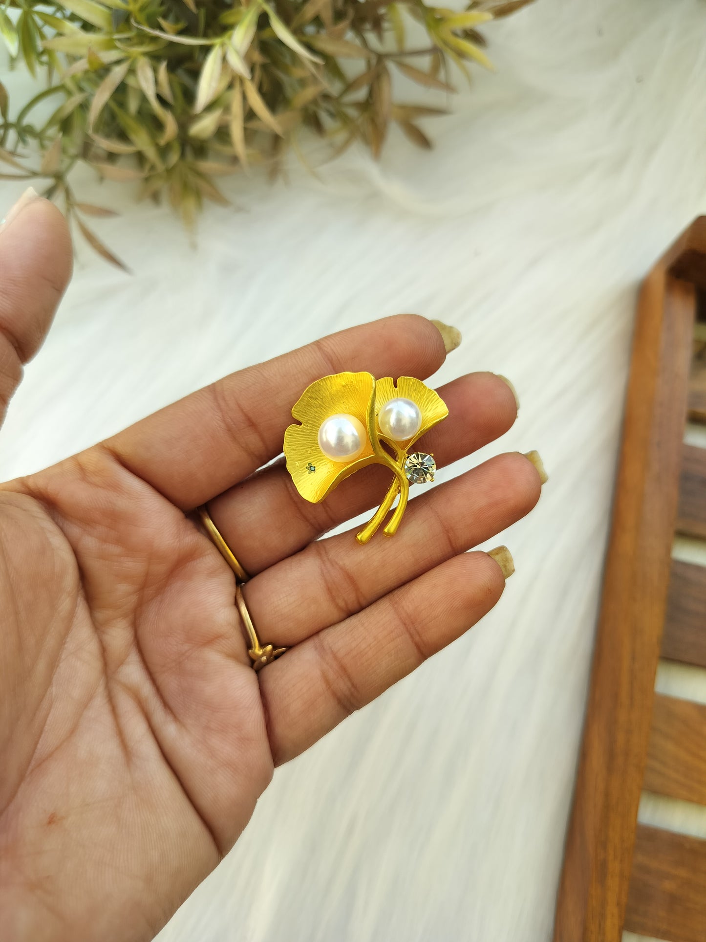 Premium Brooch pin