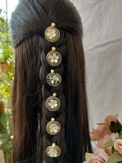 NEO14 Novuelle Contemporary Gold Floral Hair hook