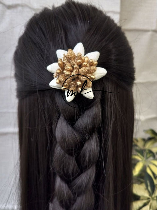 Jas Jasmine pollen hair Brooch