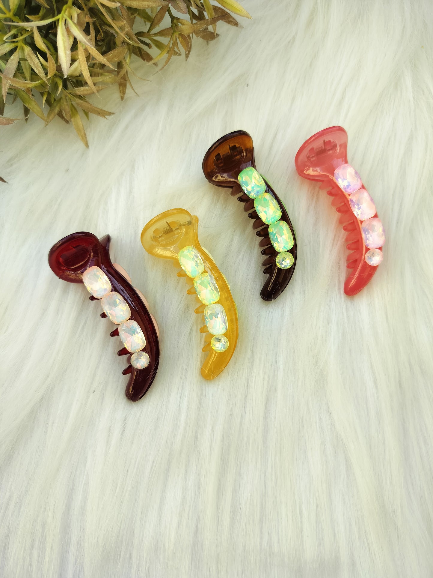 Crystal Premium banana clip - V type