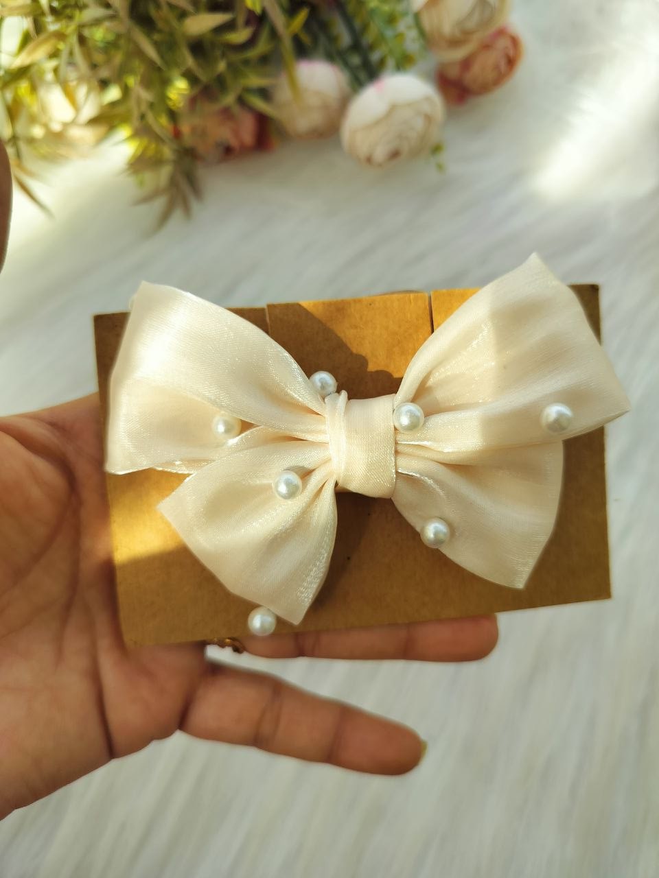 Creamy pearl Bow Baby Head band