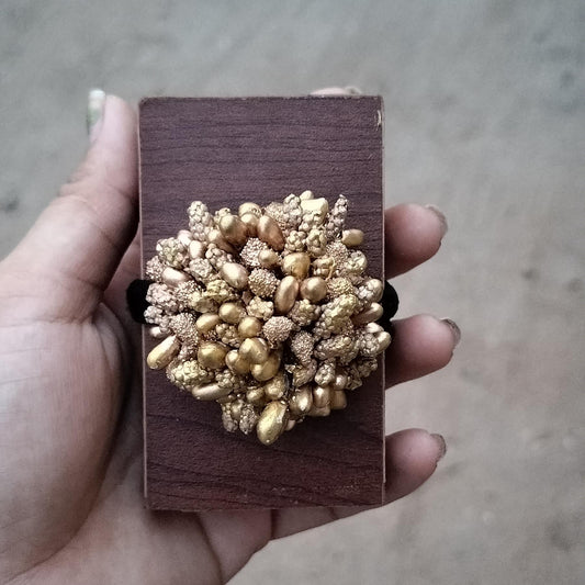 Golden pollen hair ties