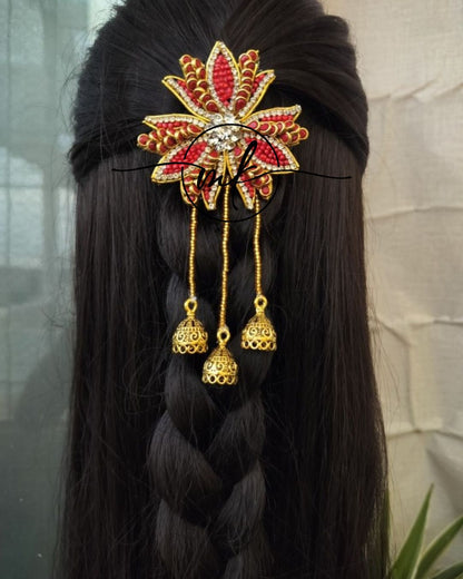 LILIUM Red Hair Brooch with Jumka