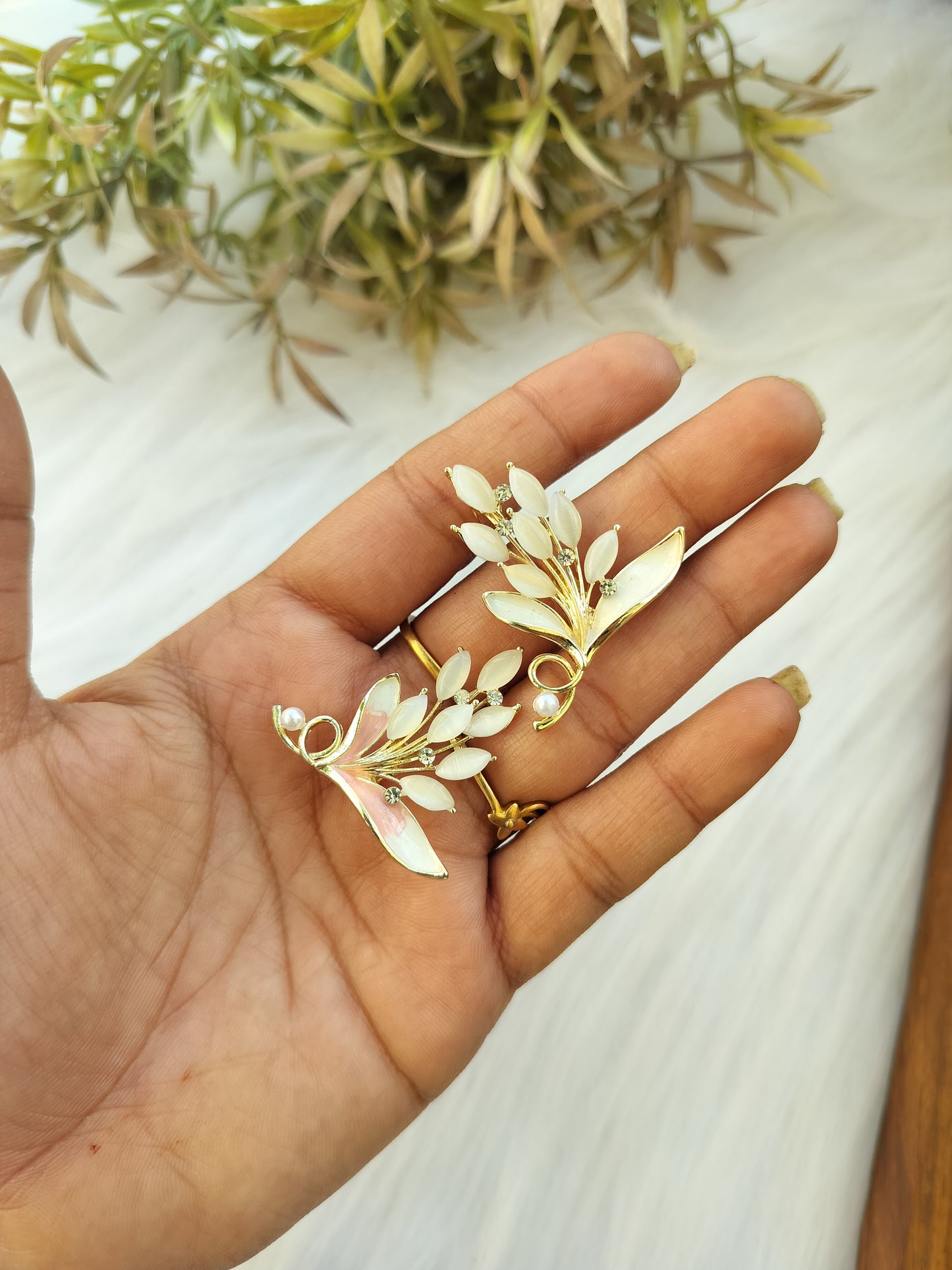Premium Brooch pin