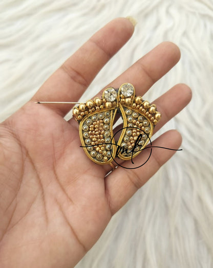 Baby feet - baby shower Accessories - Shirt Pin